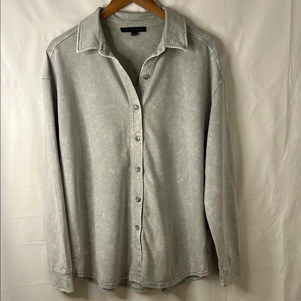 Women's Gray Button Down Shirt womens size medium soft comfortable casual wear